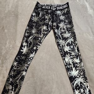 Zumba Never Stop Shinin' Leggings Size XS